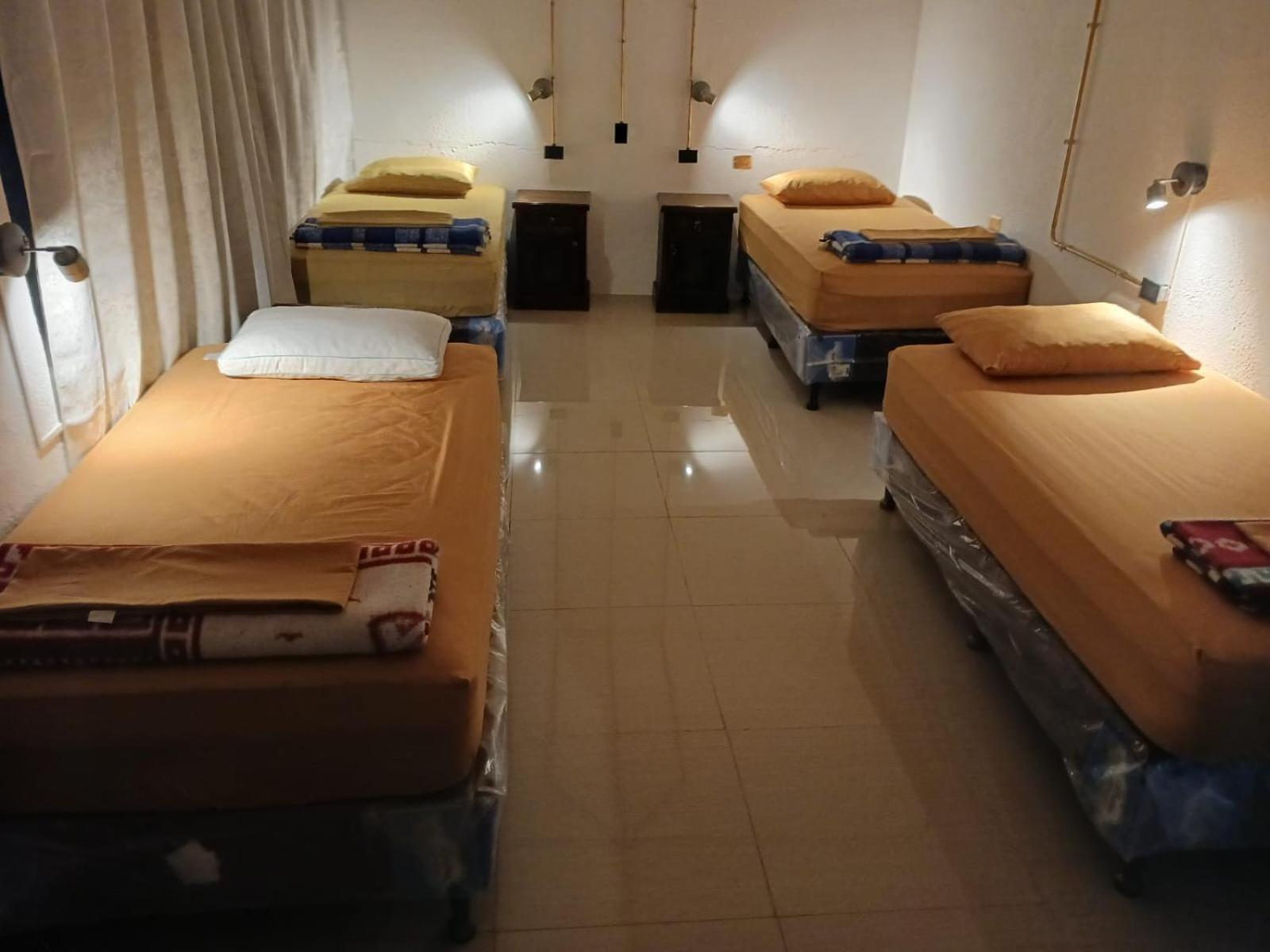 Mandala’s Hostal San Pedro La Laguna Bagian luar foto